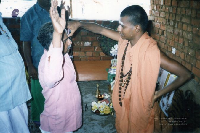 14 Apr 2001 KAILASA Tiruchengode Inauguration 9.jpg