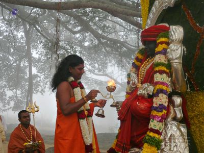 20080101 more-procession-temple 070386.jpg