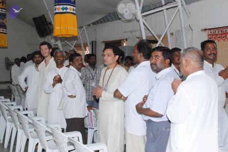 20080717 darshan 0799 CMP WM.jpg