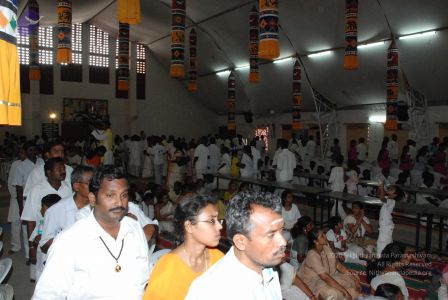 20080717 more darshan 0072 CMP WM.jpg