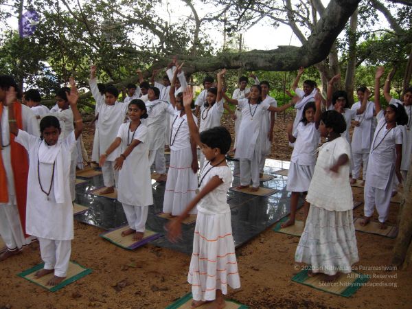 2008 Gurukul Photo 278 1CuIvlaExnnwefdzhhQGgskZQI t6U yY.jpg