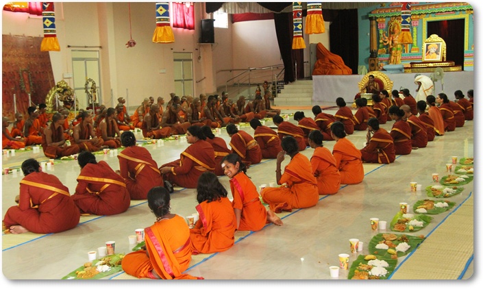 File:Nithyananda-Annalaya-2013-01-01-14Svn0U6uy3WH8pi9BaoqFsHgGWD mE3U.jpg
