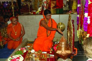 17Oct2009 Los Angeles Lalita Trishati Puja 11 CMP WM.jpg