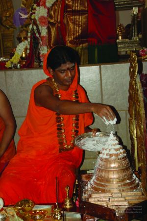 17Oct2009 Los Angeles Lalita Trishati Puja 76 CMP WM.jpg