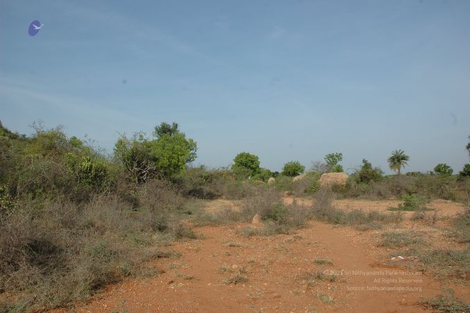 19780101 Inner Girivala Tiruvannamalai 10May2007 125-124.jpg