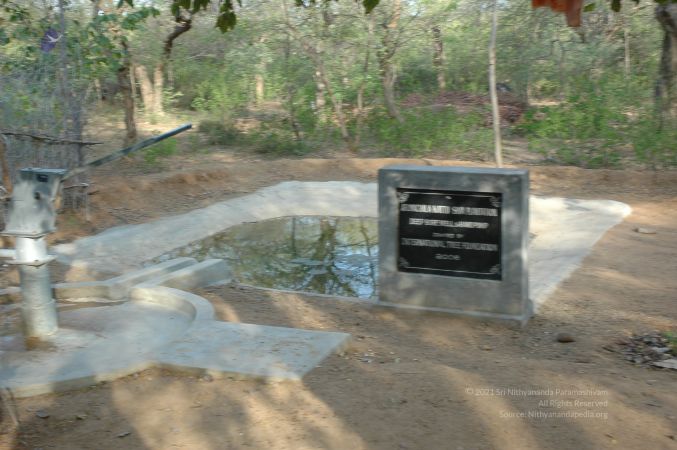 19780101 Inner Girivala Tiruvannamalai 10May2007 13-12.jpg