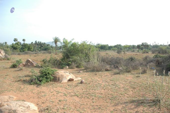 19780101 Inner Girivala Tiruvannamalai 10May2007 152-151.jpg