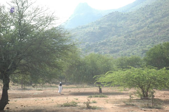 19780101 Inner Girivala Tiruvannamalai 10May2007 217-216.jpg