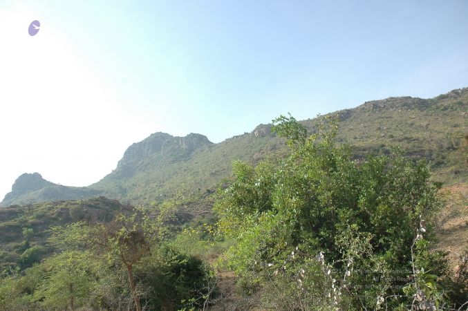 19780101 Inner Girivala Tiruvannamalai 10May2007 349-348.jpg