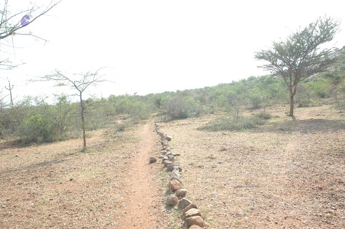 19780101 Inner Girivala Tiruvannamalai 10May2007 352-351.jpg