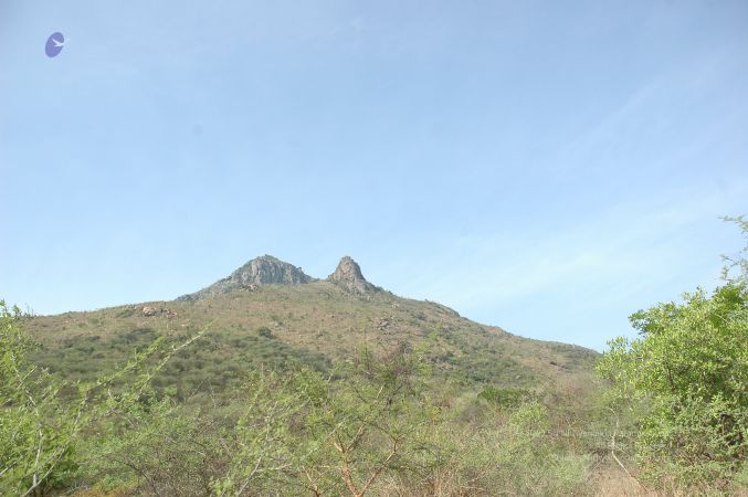 19780101 Inner Girivala Tiruvannamalai 10May2007 376-375.jpg