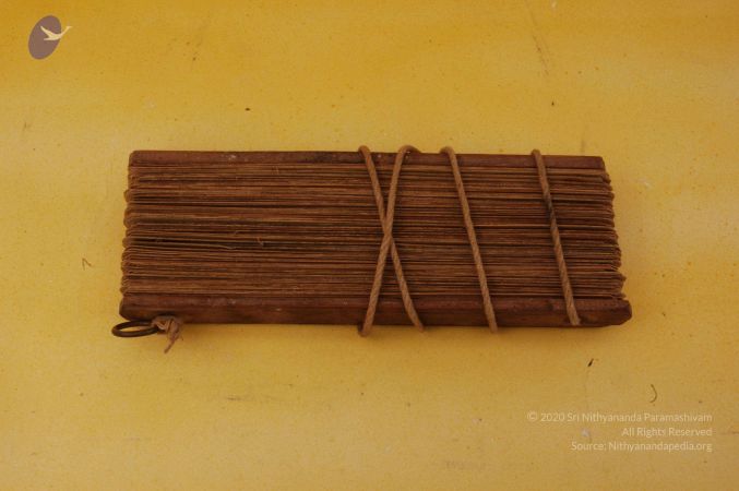 19780101 Photo 109 1IalmXe98pywgxfPcR9xsTjdHeYh40NHj.jpg