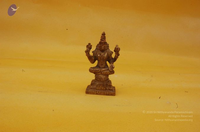 19780101 Photo 139 1BqrbWNy1Q O5JCnYvx6qr-l5En7-81lM.jpg