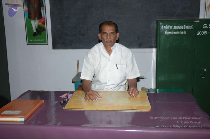 19780101 Photo 67 1mlfQeYr89T YAh tfv3u3Aqh4tb7Q9qr.jpg