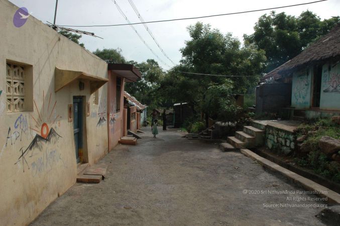 19890520 Photo 195 1zbgPwVvwYIbbIMYCYI2Ffbk4q2rlgGEK.jpg