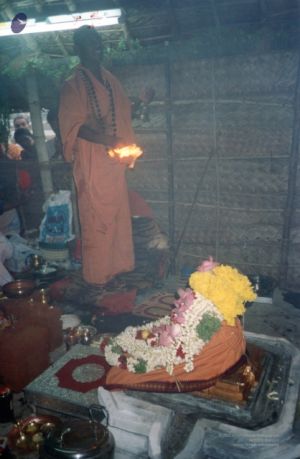 2001 - Tiruchengode Homa and Pada Puja11.jpg