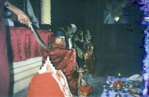 2001 - Tiruchengode Snake and Linga4.jpg