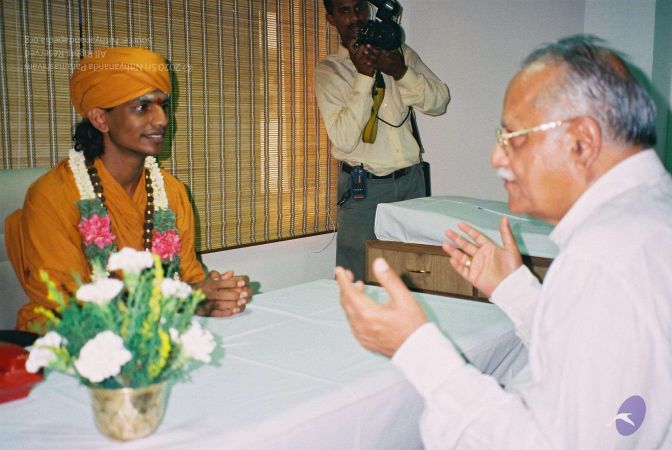 20020101 Photo 142 16tde4zsnJloC0plzcU7ZrWpORz-PqZ68.jpg