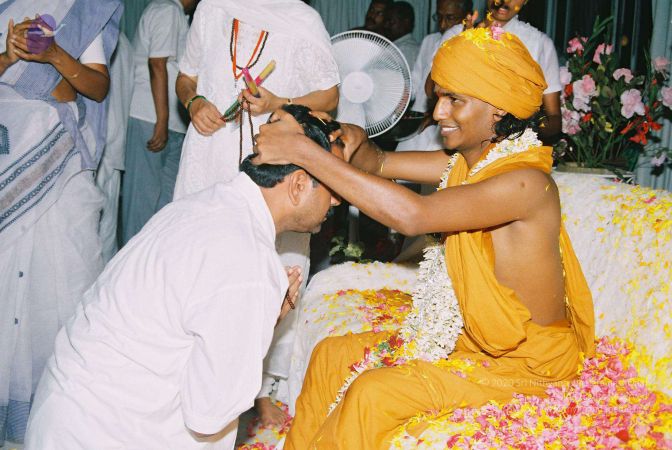 20020101 Photo 170 1UFOb0mlnfs9UQfM66-LzvEDctQhTYLhW.jpg