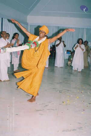 20020101 Photo 31 1r-ZPOTl1HPyGZ5FDQxvdnaxSz6NfbEX7.jpg