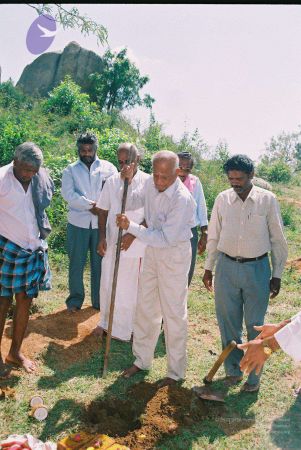 20020101 Photo 33 1c6rXTF2dmdMWPirxBT-ZEb7T L5wsUn2.jpg