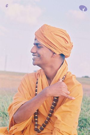 20020101 Photo 6 1GbZGJh3vEl28-FGeT4mrMT7yLEorwipI.jpg