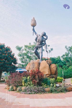 20020519 Photo 20 1pWtBxILldQqRgol4unpnKZY0vLZTuZXT.jpg