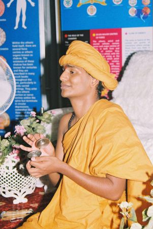 20020519 Photo 21 1StsHkWYxNlIp ukn5qne5spYkTvEnees.jpg