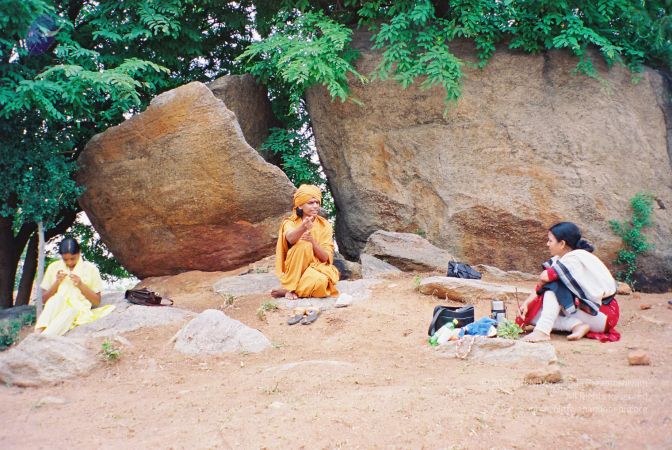 20021104 Photo 1004 1M6atB5sVgYuPNKEJGqjvvyMUv xmjpcH.JPG