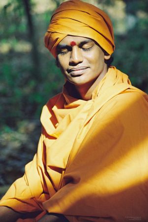 2002 F1030031-31.jpg