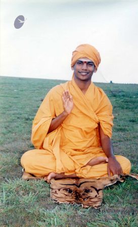 2002 PA083 PA-083-145001.jpg