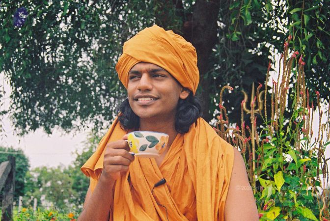 20030101 Photo 29 12MklmoIQWBQu251Z1qc7QGTuIh 8SDZu.jpg