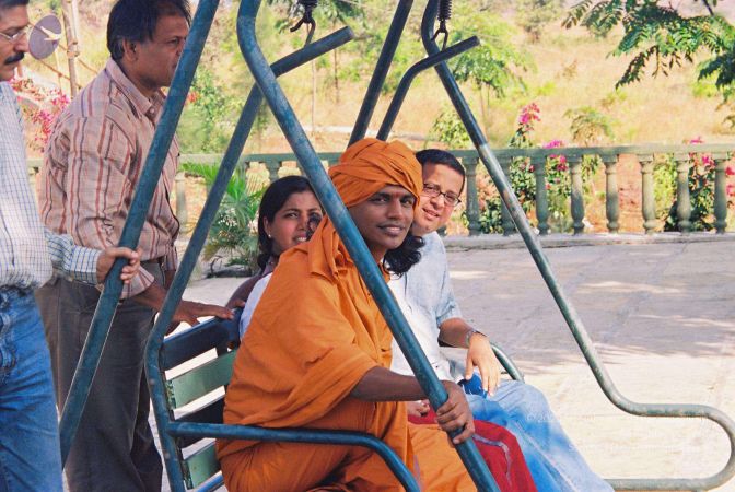 20030101 Photo 36 1qQx1qZnuFmt0JfGRUUUJSe-Liw-dF6Q7.jpg