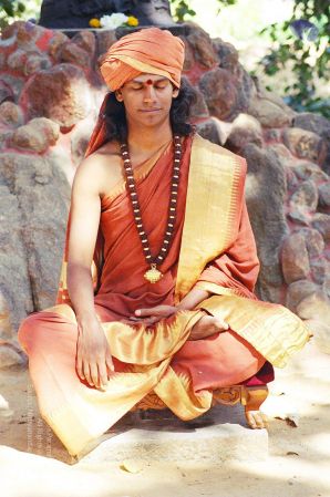 20030101 Photo 8 17cJPQ87dSYKZ8XvQTuL5ydeyQUKlqHCr.jpg