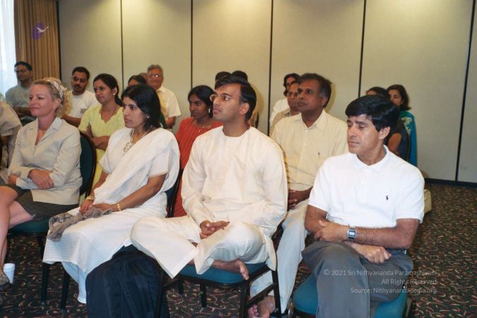 20030801 Chicago 20030801 Photo 5 1Gkoc7OBVflxtSR1y2aRxYZR2runqSKV6-05.jpg