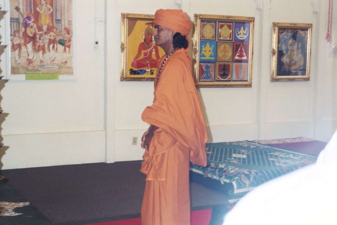 20030801 LosAngeles 20030801 Photo 10 1h4oMjIViIaBJRrE2KxdmBUjVA4qtNo2h-09.jpg