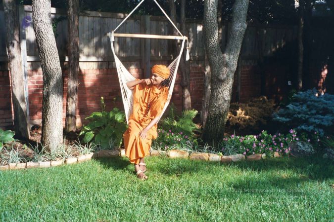 20030801 LosAngeles 20030801 Photo 3 1NgHZ3quB81M8ksJTMaAdWHwJQl0Kw7rr-03.jpg