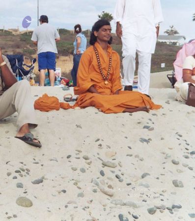 20030801 LosAngeles 20030801 Photo 3 1V1-sYDyHpLtr9DLePMjN3sfKDeZNaWbd-03.jpg