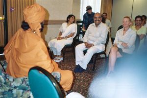 20030801 LosAngeles 20030801 Photo 8 1ARmK wtJvGinTJhbaEQEMet47Byn-Ylv-08.jpg