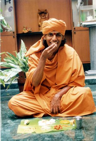 2003 PA-72 PA-072-0990100.jpg