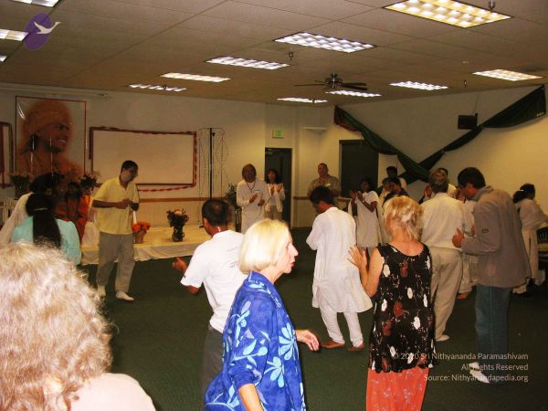 20040101 Photo 111 16aikFcxCH06FS6OZ7CPZsNtEMCmND1Vc.jpg