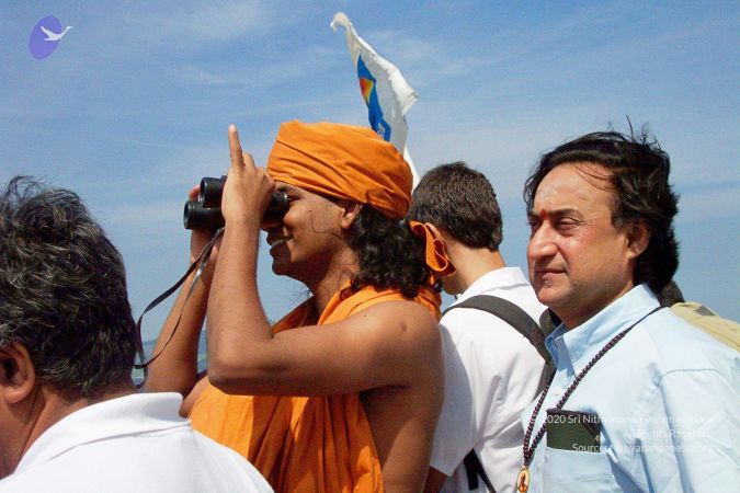 20040101 Photo 11 1LIAhh8KD RKqJ-t4LClpMghGkSCcqSNH.jpg