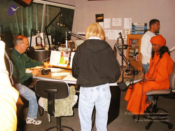 20040101 Photo 123 1Er9z6uh-3b1Eh1ofgA-j95Y4XBS6P Yc.jpg