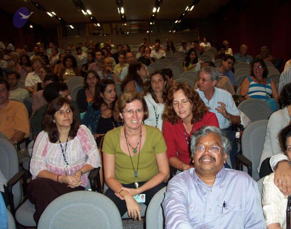 20040101 Photo 24 1OuJhm9ZenvtQnfvKEKphtqD72KUgMHmr.jpg