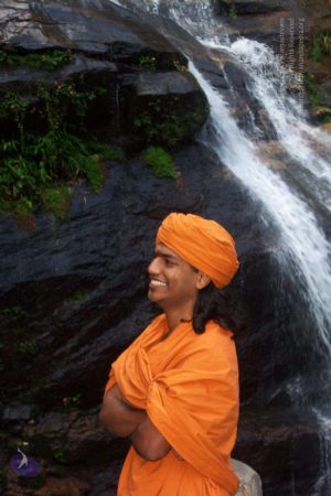 20040101 Photo 57 1BQhwhusv4ir9z2lgEdUnNP03JSLUIuIA.jpg