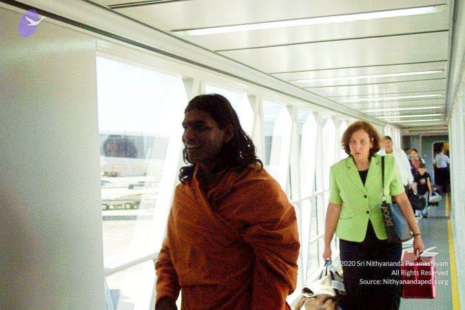 20040101 Photo 69 1okU9y9cb2YX3b3zREBVs6VP5dyINrD1U.jpg