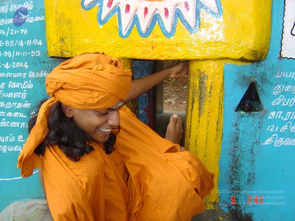 20040509 Photo 1017 1ibKYm3t6j18j8f-tyzB1dbXhufpT60hz.JPG