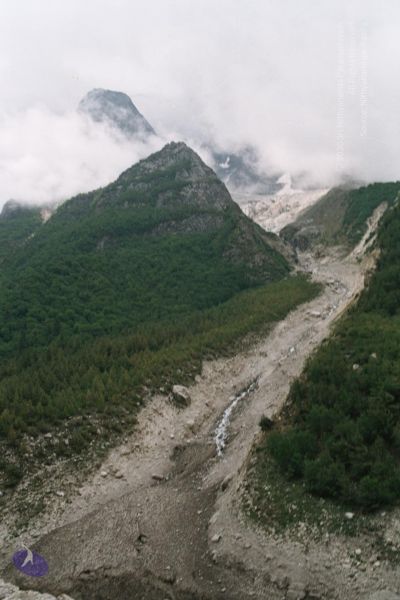 File:200406xx 10 gkvale-1AA029 CMP WM.jpg