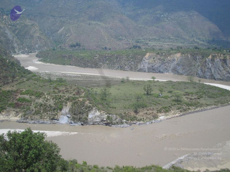 File:200406xx 36 himalayan tour 010 CMP WM.jpg