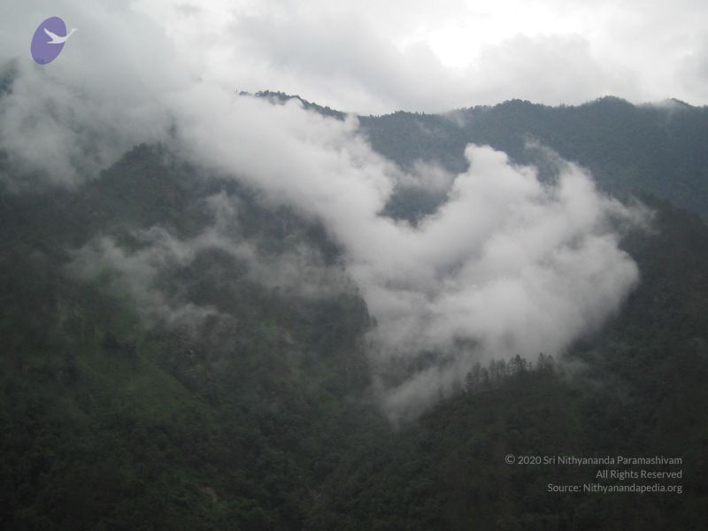 File:200406xx 36 himalayan tour 053 CMP WM.jpg